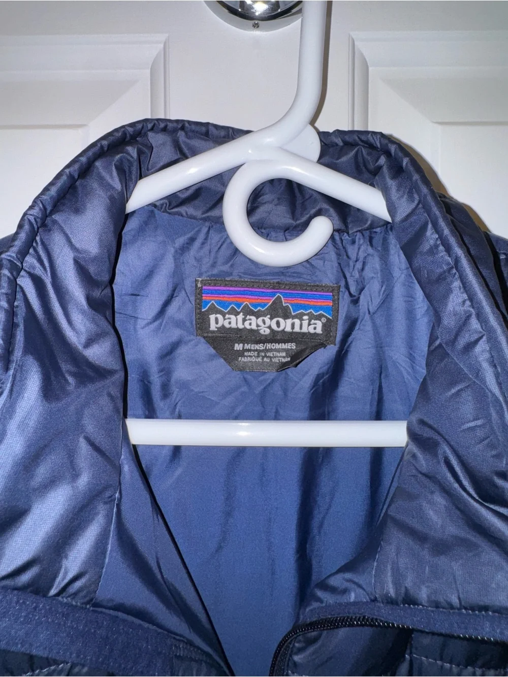 Patagonia Men's Navy Quilted Packable Puffer Jacket